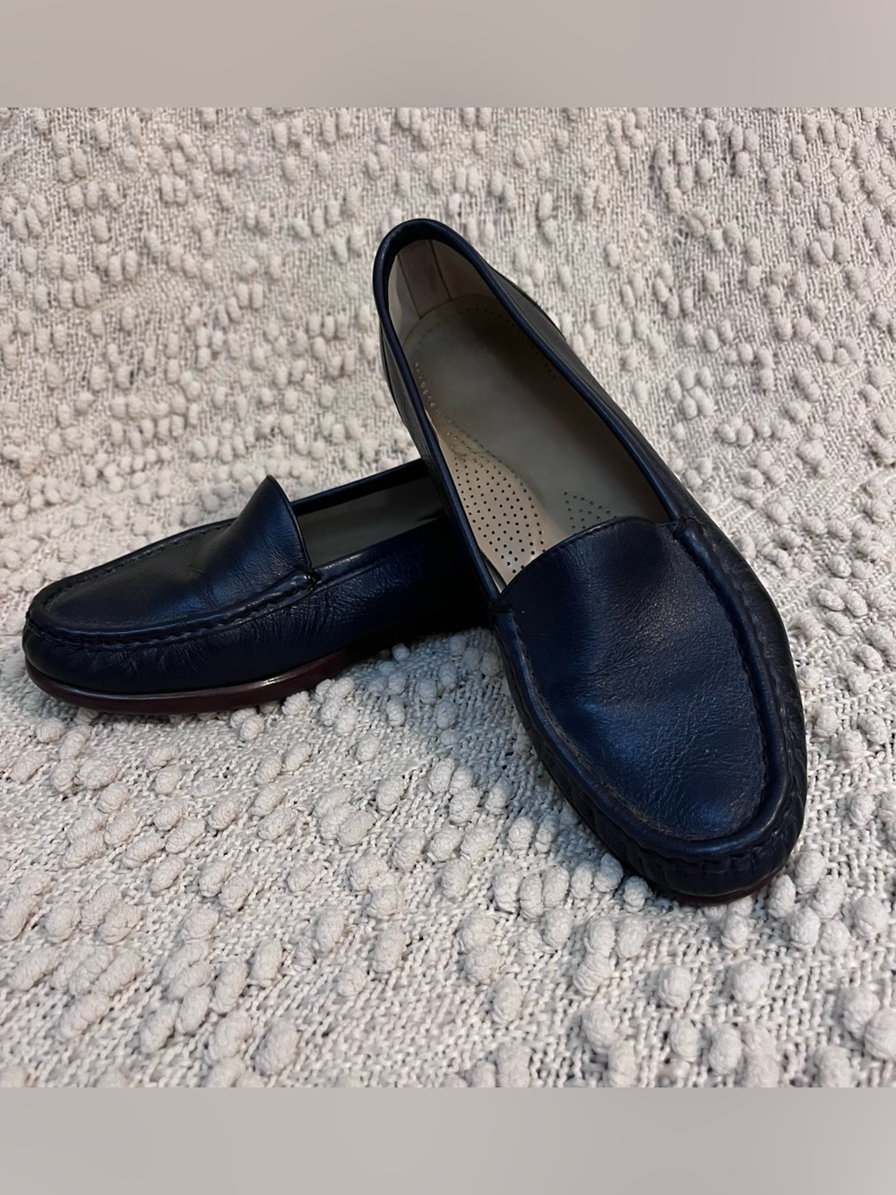 8.5N Navy Flat SAS Loafers